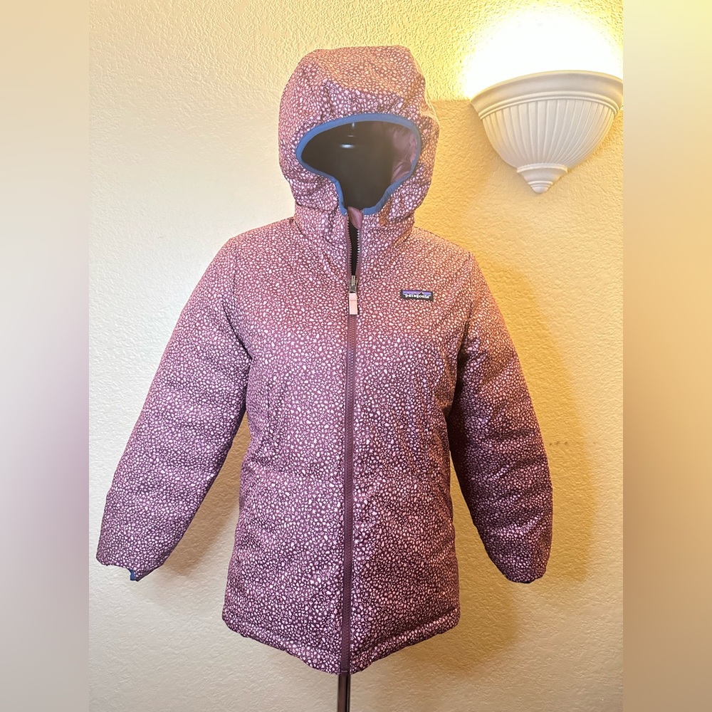 Patagonia - Reversible light down jacket. Two looks in one! - Picture 3 of 6